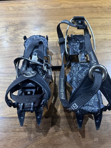 Black diamond sabretooth - black,